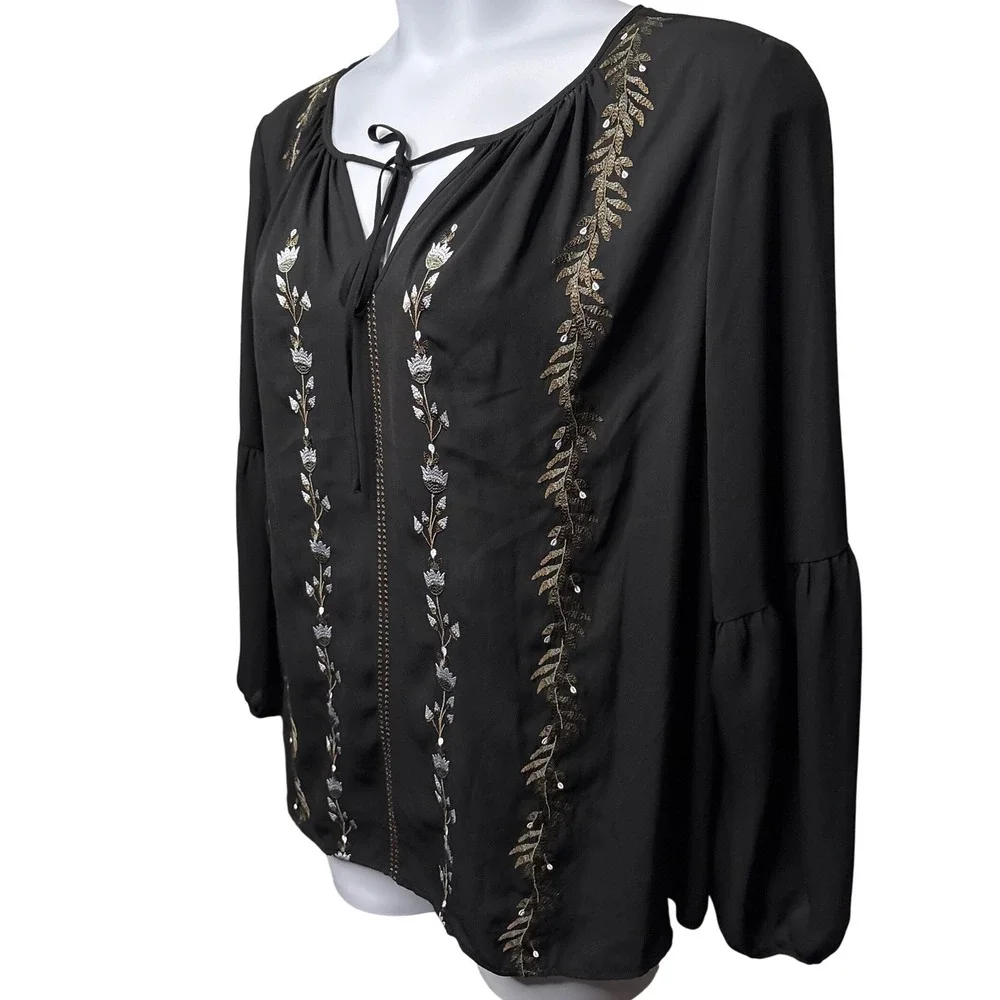 LORD & TAYLOR Black Floral Embroidered Peasant Blouse 1X Boho-Chic Bishop Sleeve
